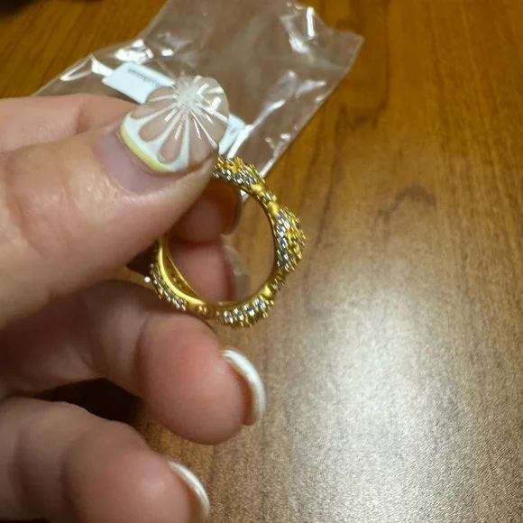 Elegant Gold tone and Sterling Silver Women's Ring - Picture 3 of 4